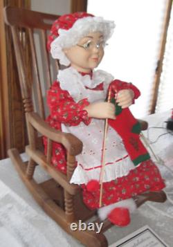 Motion-ettes of Christmas Rocking Mrs Santa Claus Animated Figure Working withBox