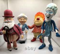 NECA The Year Without a Santa Clause Action Figures with Santa, Mrs. Clause Others