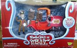 NEW! Santa Claus is Comin to town NORTH POLE MAIL TRUCK with Kluger IN BOX