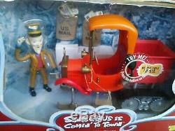 NEW! Santa Claus is Comin to town NORTH POLE MAIL TRUCK with Kluger IN BOX