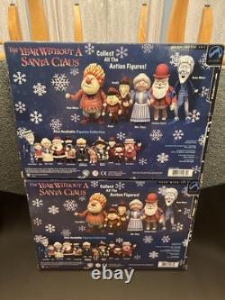 NIB 2002 The Year Without A Santa Claus Heat miser and Snow miser figures MINT