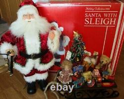 New Vintage Sam's Holiday Santa With Sleigh 20 Figure Christmas Holidays 2006