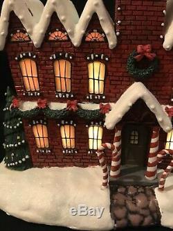 Nightmare Before Christmas Hawthorne Village Santa Claus Workshop Figure House