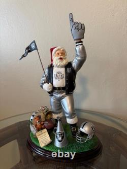 OAKLAND RAIDERS Sculpture SANTA CLAUS NFL Christmas DANBURY MINT Figurine