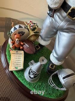 OAKLAND RAIDERS Sculpture SANTA CLAUS NFL Christmas DANBURY MINT Figurine