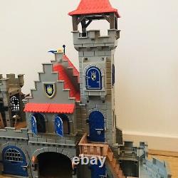 Playmobil 3268, large Royal castle & figures and accessories