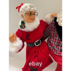 Possible Dreams Dancing Santa and Mrs Claus Figurines Christmas Decor