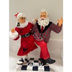 Possible Dreams Dancing Santa and Mrs Claus Figurines Christmas Decor