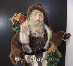 Primitive Early Antique SANTA CLAUS Doll 25 Figurine Sculpted Carved Wood Face