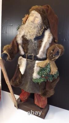 Primitive Early Antique SANTA CLAUS Doll 25 Figurine Sculpted Carved Wood Face