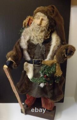 Primitive Early Antique SANTA CLAUS Doll 25 Figurine Sculpted Carved Wood Face