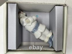 RETIRED Lladró Santa Claus Porcelain Figure #5842 in Original Box