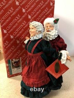 Rare Animated CLOTHTIQUE POSSIBLE DREAMS Jingle Bell Rock Dance SANTA -Mrs CLAUS