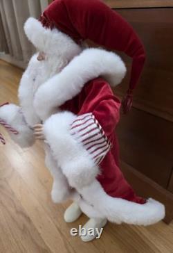 Raz Imports 2022 Merrymint 22.5 Peppermint Santa Clause Clean Detailed Nice