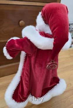 Raz Imports 2022 Merrymint 22.5 Peppermint Santa Clause Clean Detailed Nice