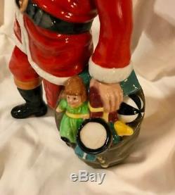 Royal Doulton Figure Santa Claus 1981. #2725 Christmas. Excellent
