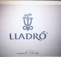 SALE! LLADRO A SPECIAL GIFT #5971 NEW IN BOX SANTA CLAUS withBOY FIGURERARE VTG