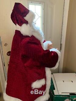Santa Claus 5 Ft animated singing dancing life size Christmas With Box