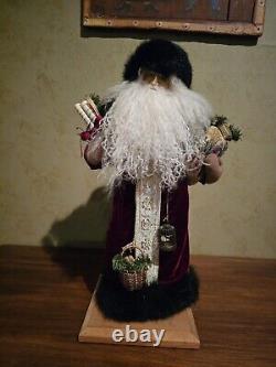Santa Claus Kris Kringle Figure by Lynn Hanney circa 1990 19 H signed