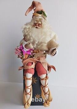 Santa Claus Lynn West Signed 1988 Lasting Endearments Christmas Doll Sitting 14