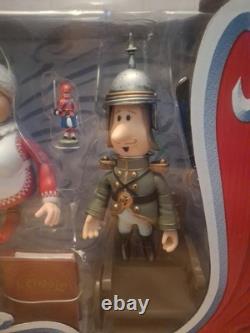 Santa Claus is Comin' To Town Action Figure Trio With Tanta & Grimsely