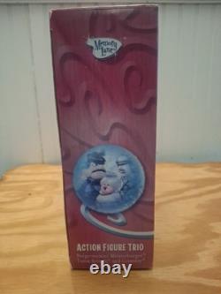 Santa Claus is Comin' To Town Action Figure Trio With Tanta & Grimsely