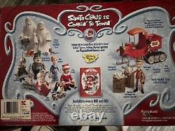 Santa Claus is coming to town action 2004. Pre owned box