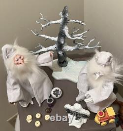 Santa Clause Is Coming To Town 2004 Memory Lane Winter/winter Warlock Figure Lot