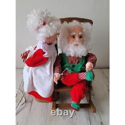 Santa's best Animated kiss Mrs Claus figure motionette Xmas