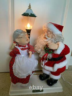 Telco Mommy Kissing Santa Claus Animated Musical #524565 Christmas Motionettes