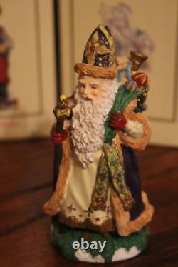 The International Santa Claus Collection Lot Of 16 Christmas Figures