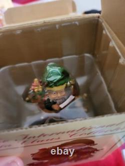 The International Santa Claus Collection Lot Of 6 Christmas Figures New