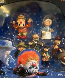 The year without a santa claus figures