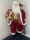 Traditional Vintage Santa Claus Figure 36 With Wreath And Gifts