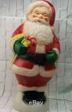 VINTAGE CHRISTMAS SANTA CLAUS BLOW MOLD Lighted Rosie Cheeks Red Green Lawn