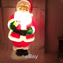 VINTAGE CHRISTMAS SANTA CLAUS BLOW MOLD Lighted Rosie Cheeks Red Green Lawn