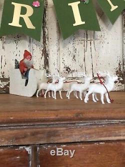 VTG 1900's Santa Claus Mica Sleigh with 6 Reindeer German Marked Composition