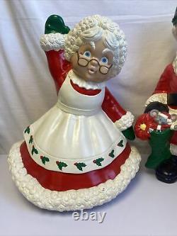 VTG Christmas Santa Claus/Mrs Claus Ceramic Custom Mold Hand Painted RARE