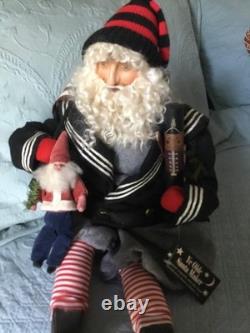 VTG Dee Gann Ye Olde Santa Maker Figure House of Hatten Flag Wood Dolls TAGGED
