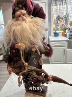 VTG Santa Claus Figurine holding two small elf figures Whimsical Rare