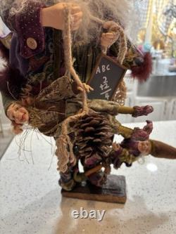 VTG Santa Claus Figurine holding two small elf figures Whimsical Rare