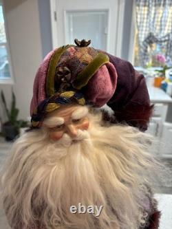 VTG Santa Claus Figurine holding two small elf figures Whimsical Rare