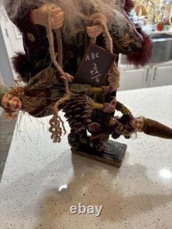 VTG Santa Claus Figurine holding two small elf figures Whimsical Rare