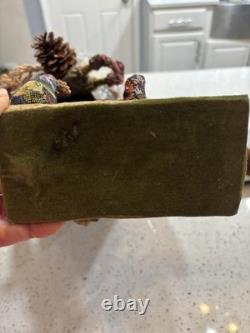 VTG Santa Claus Figurine holding two small elf figures Whimsical Rare