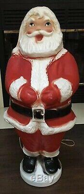 Vintage 1960s CHRISTMAS SANTA CLAUS BLOW MOLD #975 BY BECO PRODUCTS