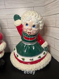 Vintage Christmas Ceramic Winking Santa with Lantern & Waving Mrs Claus Decor 12