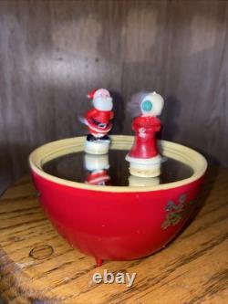 Vintage Christmas Santa Mr & Mrs Claus Ice Skating Music Box Dancing Works 4.25