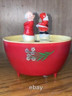 Vintage Christmas Santa Mr & Mrs Claus Ice Skating Music Box Dancing Works 4.25