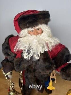 Vintage Handmade Santa Clause Christmas Statue Figure McNamara Florist Holiday 2