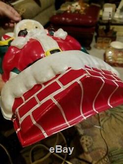 Vintage L A Goodman Santa Claus WORKS Christmas Illuminated 3D Plastic in Box